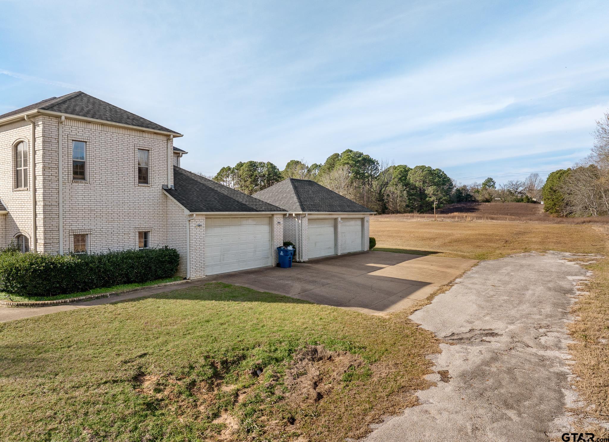 18186 and 18180 C R 2195 (Maji Rd)