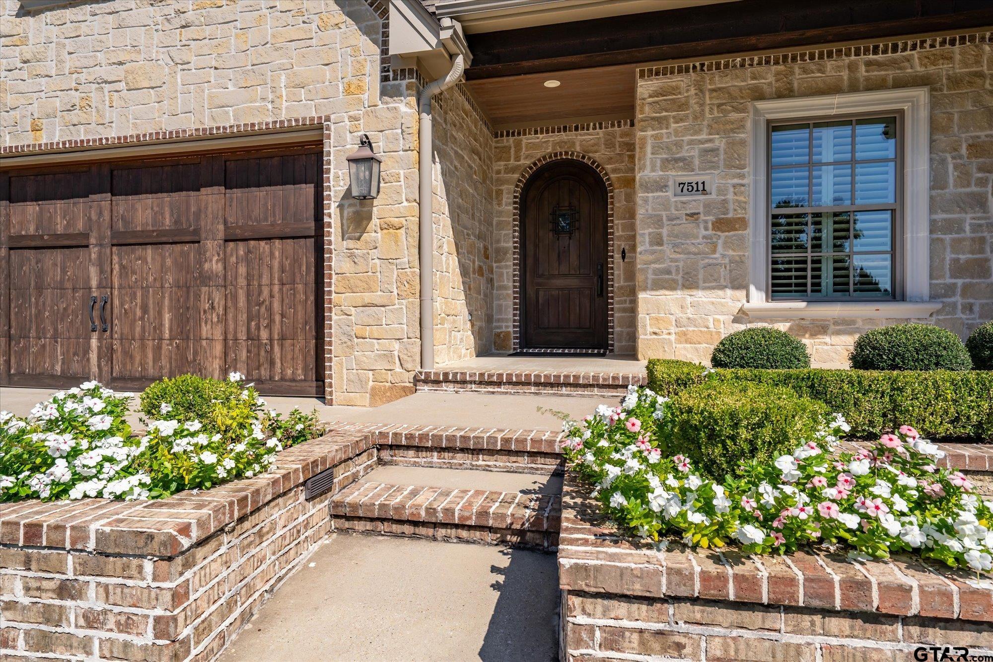 7511 Princedale