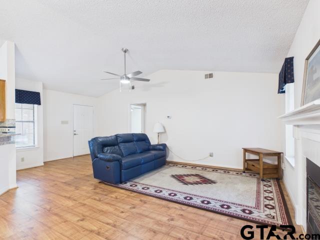 782 Southwood Dr