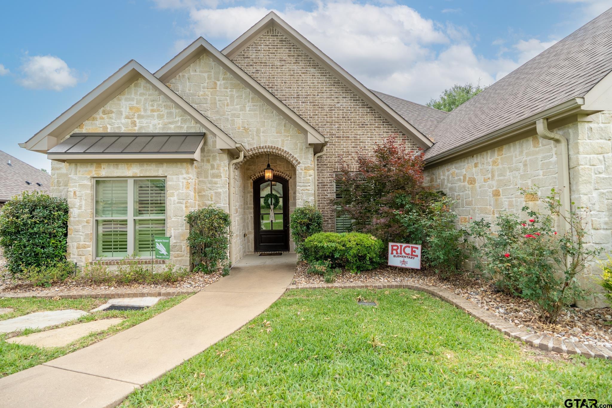6356 Manchester Ct