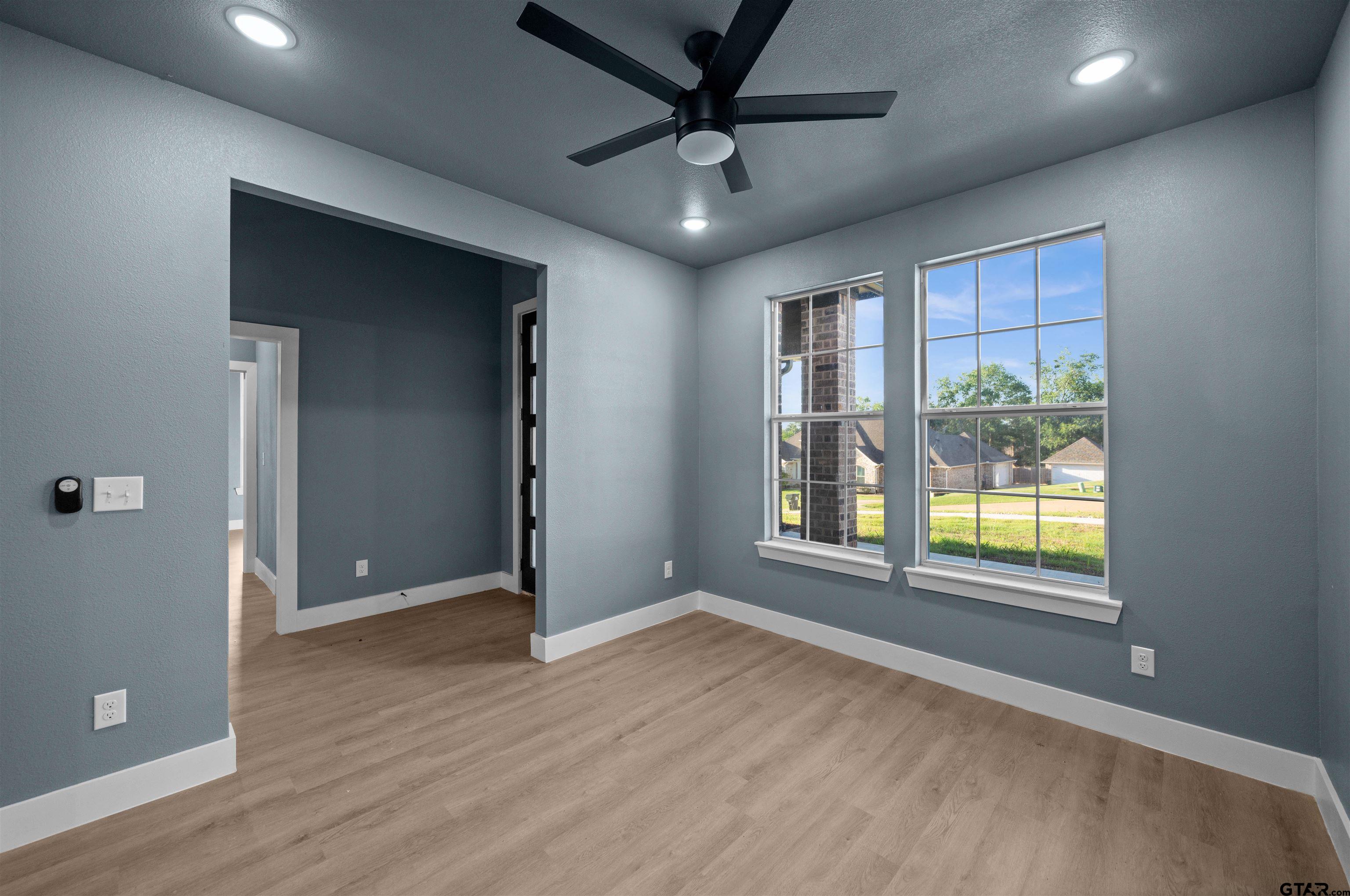 12134 Oak Grove Drive