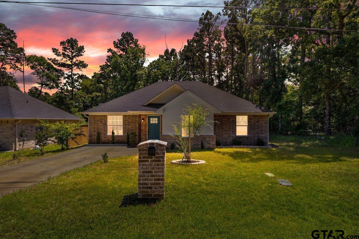 234 Sabinal Dr