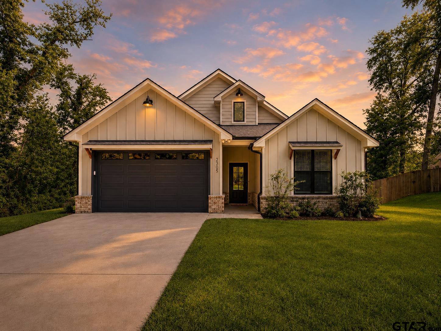 Photo 1 of 41 — 2305 DEBBY LN, Tyler, TX 75701