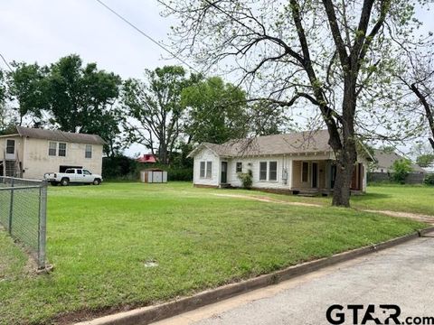 803 Kelly St. Jacksonville TX 75766