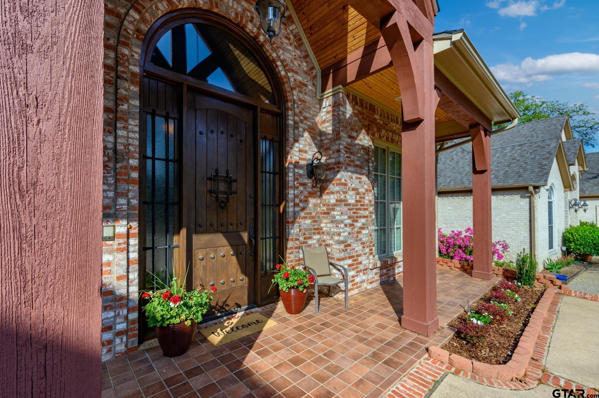 161 Dogwood Lakes Circle