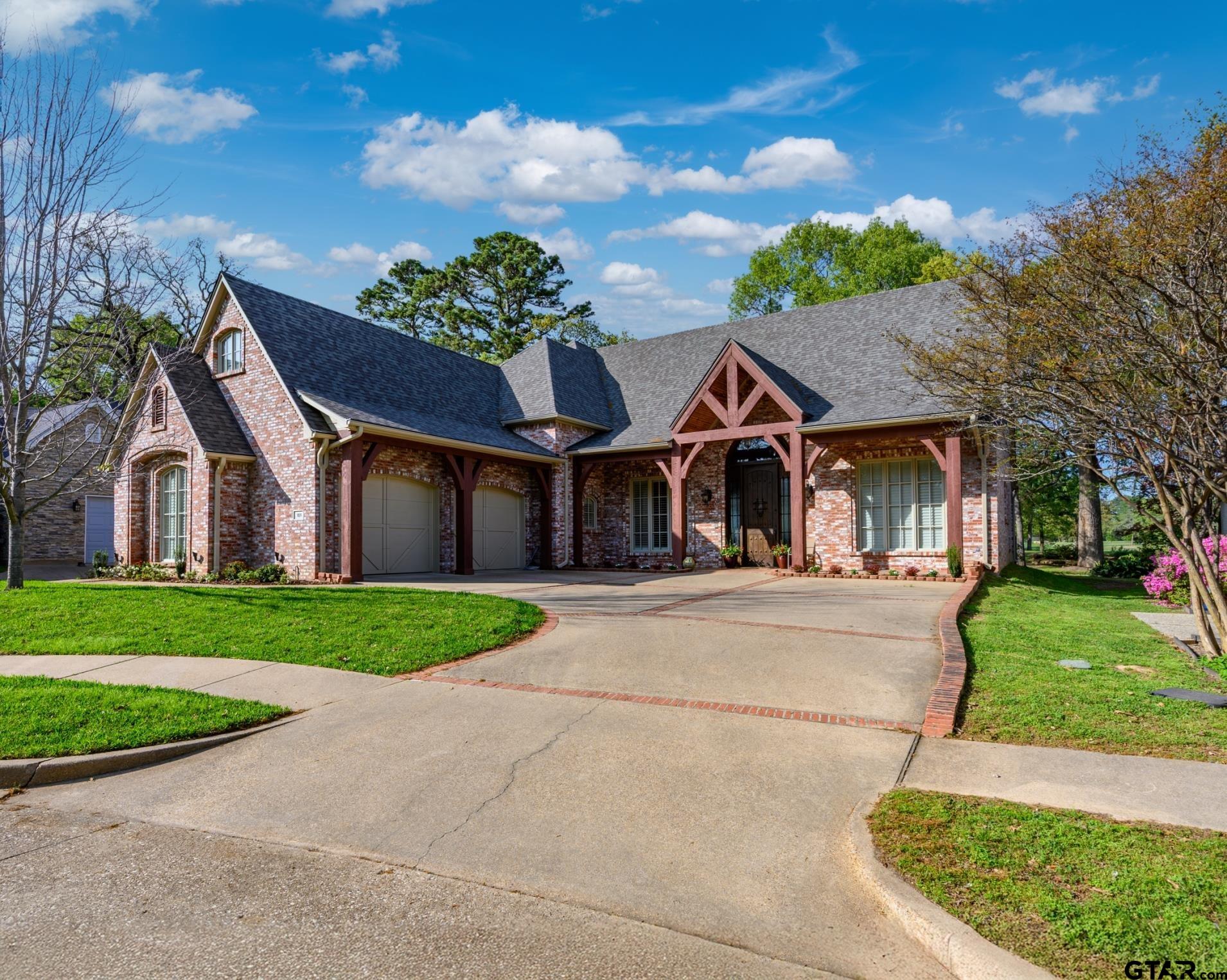 161 Dogwood Lakes Circle