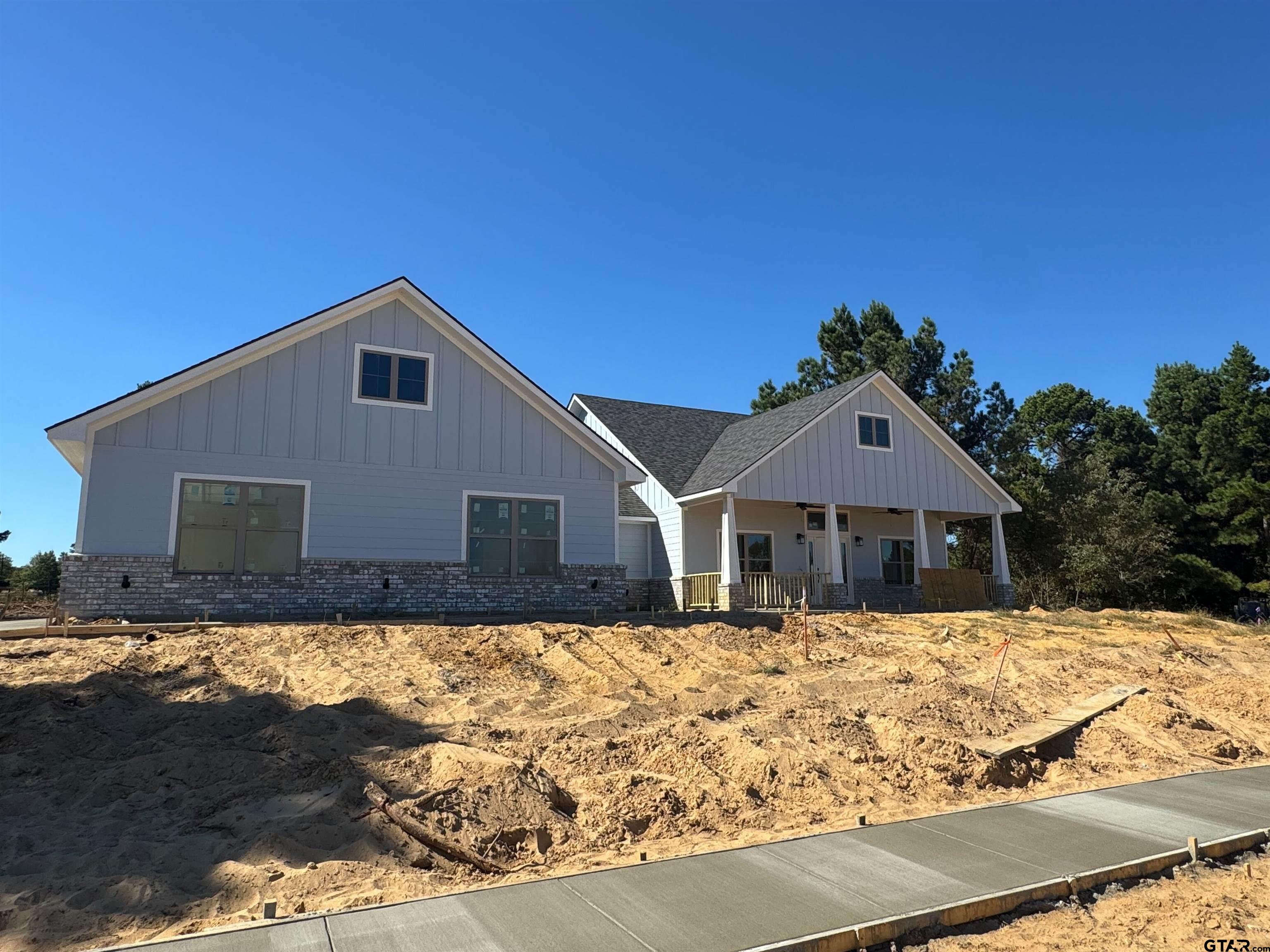 17248 Woodcrest Circle