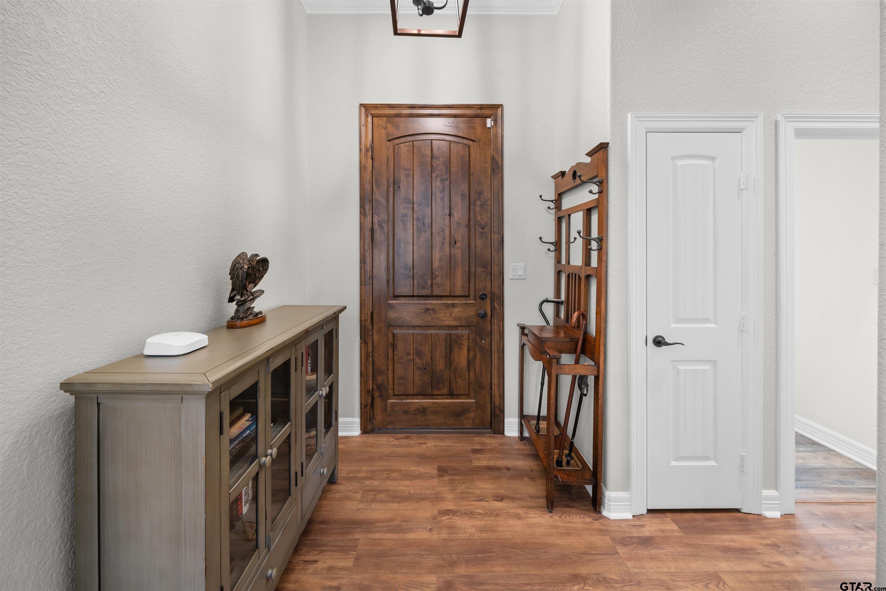 4214 Colina Trail
