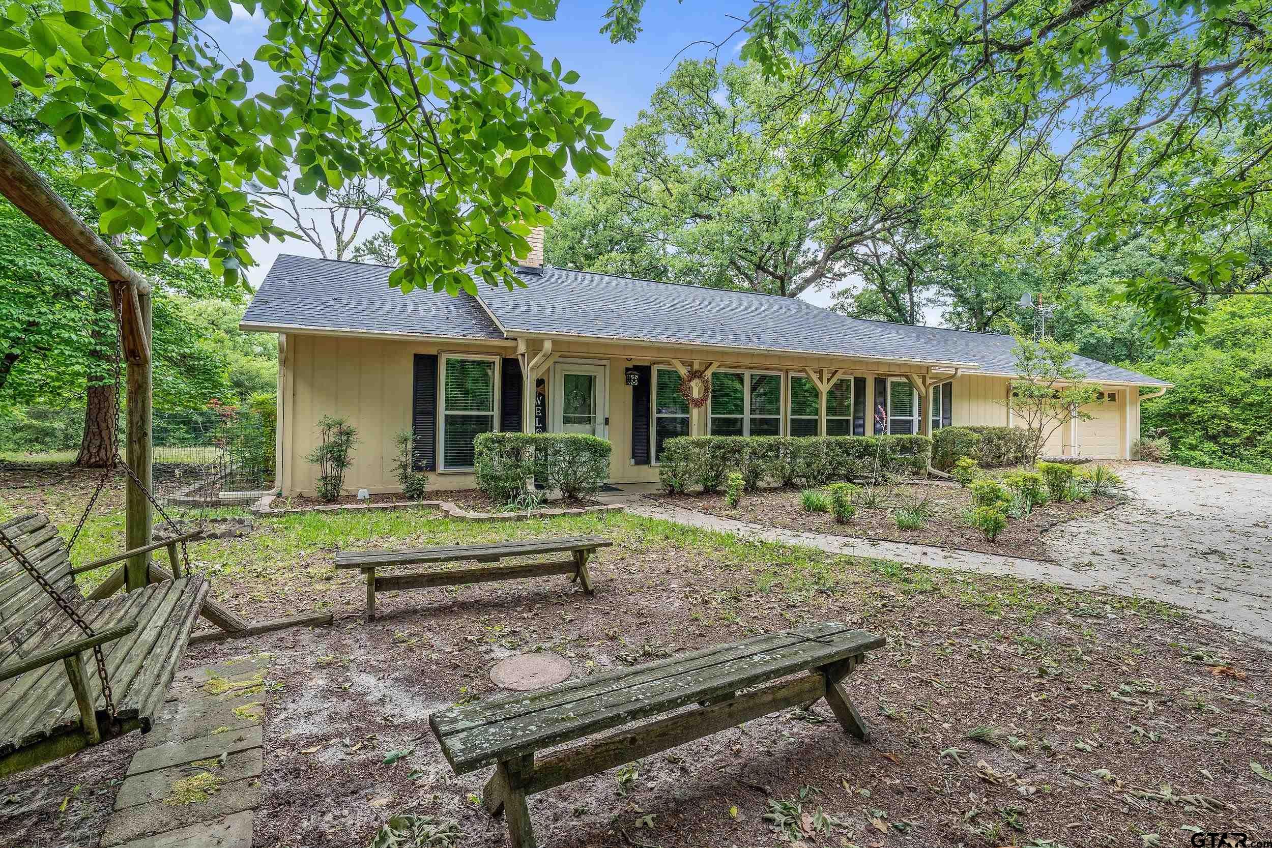138 GREEN KNOLL