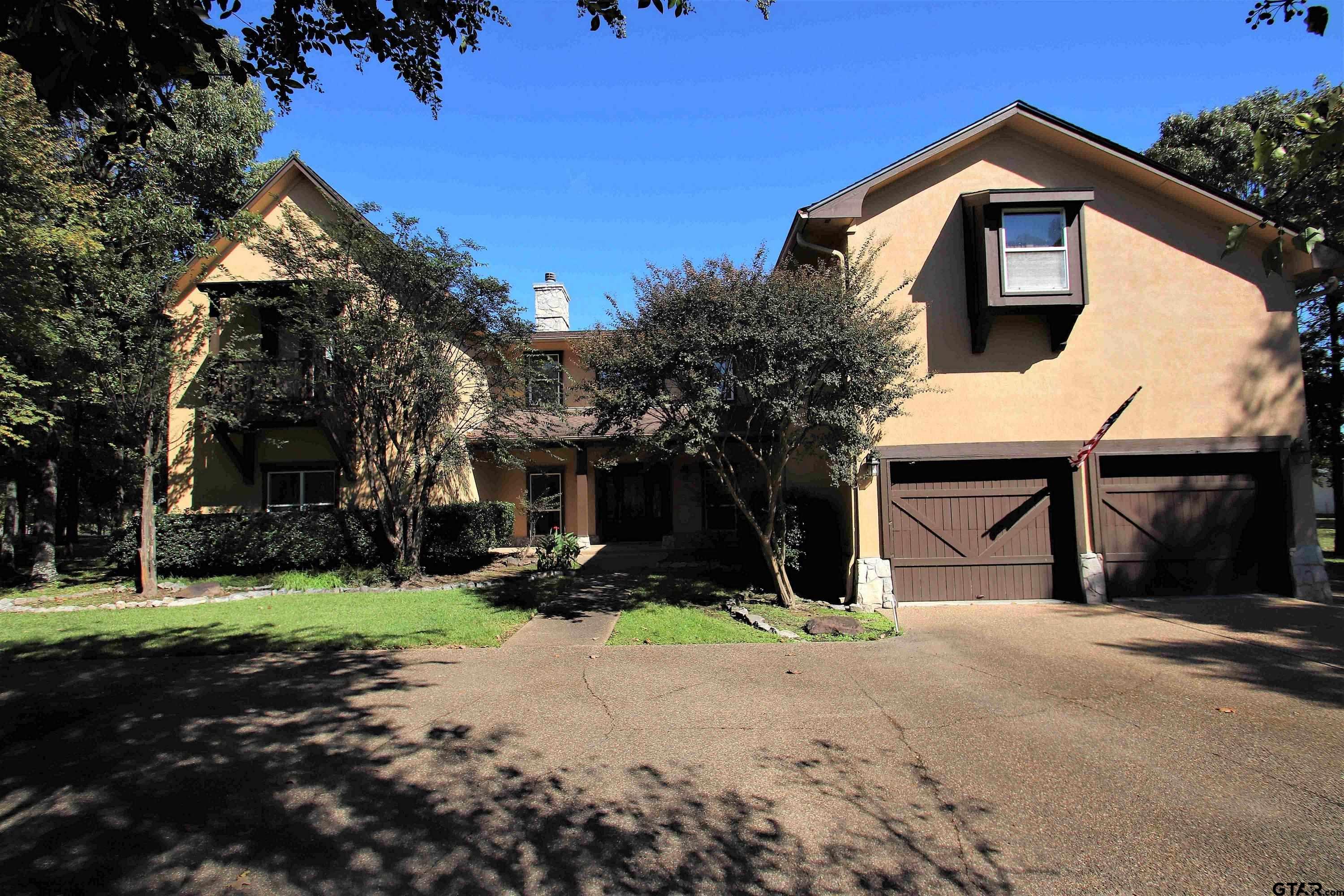 187 Private Road 5985