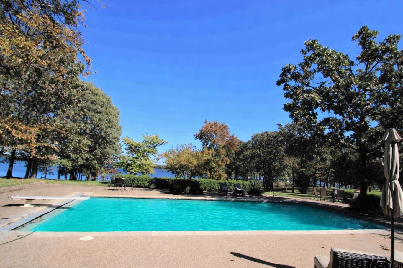 187 Private Road 5985