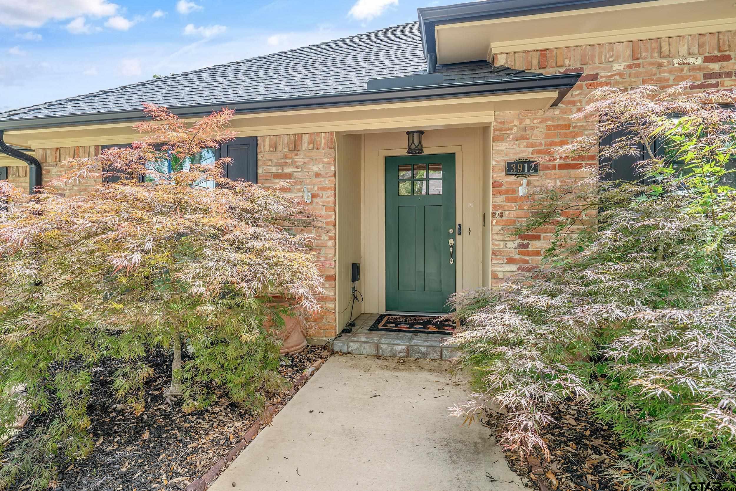 3912 Allendale