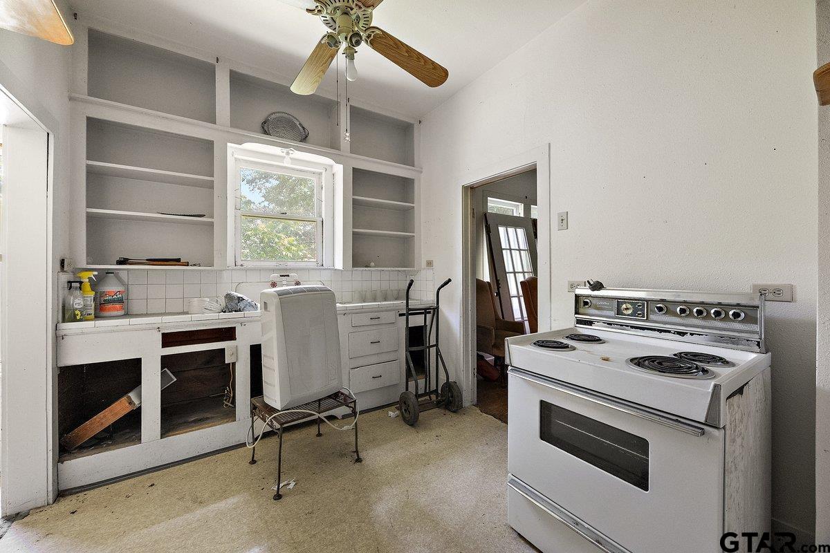 403 N 6th Street