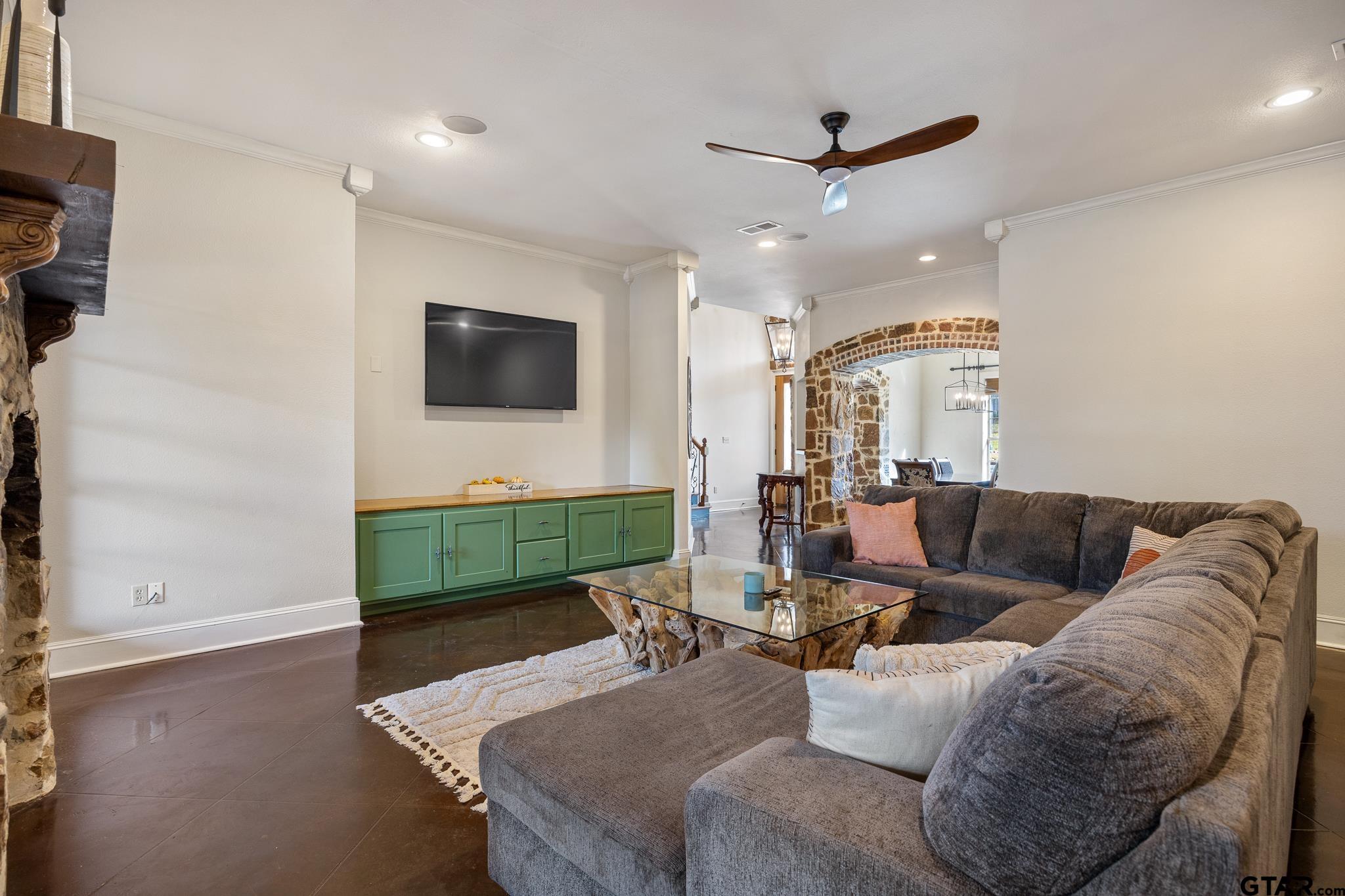 7107 Butterfly Creek