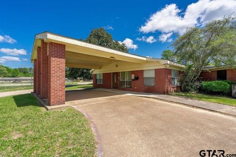 510 E BONHAM Jefferson TX 75657