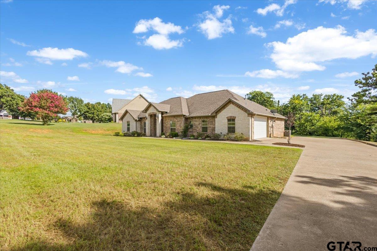 19623 Dove Ridge Dr.