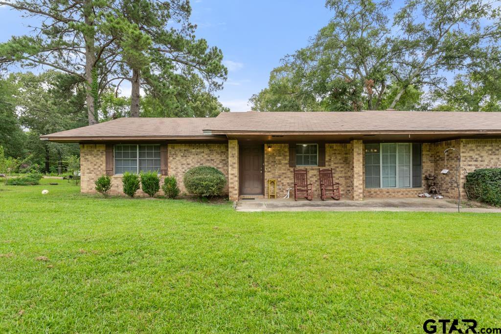 10516 Debbie Ln