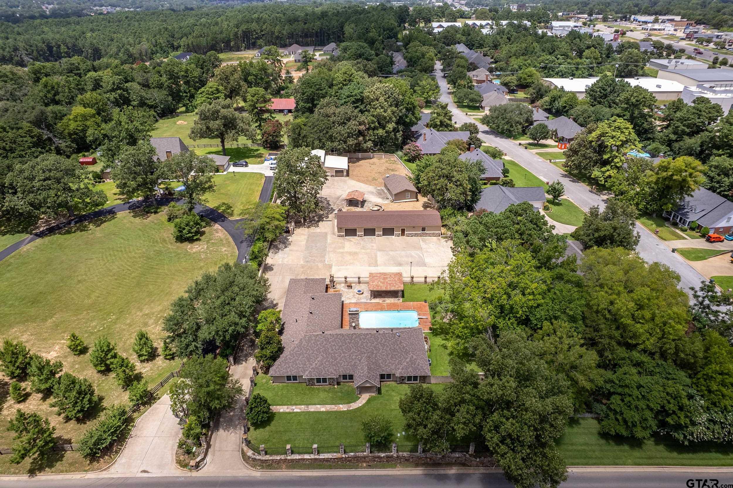 231 W Cumberland Rd