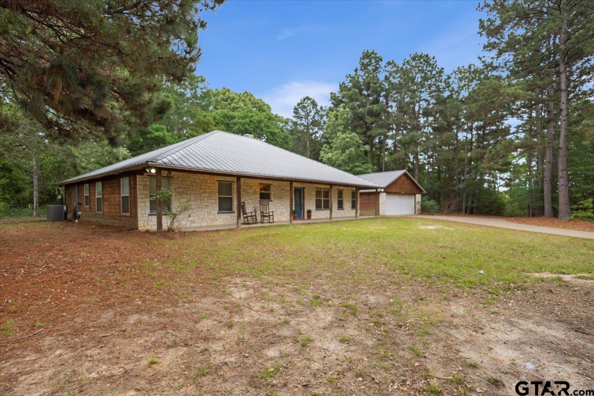 16736 County Road 4199