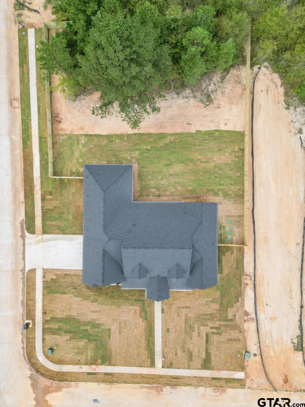 151 Kingston Crossing