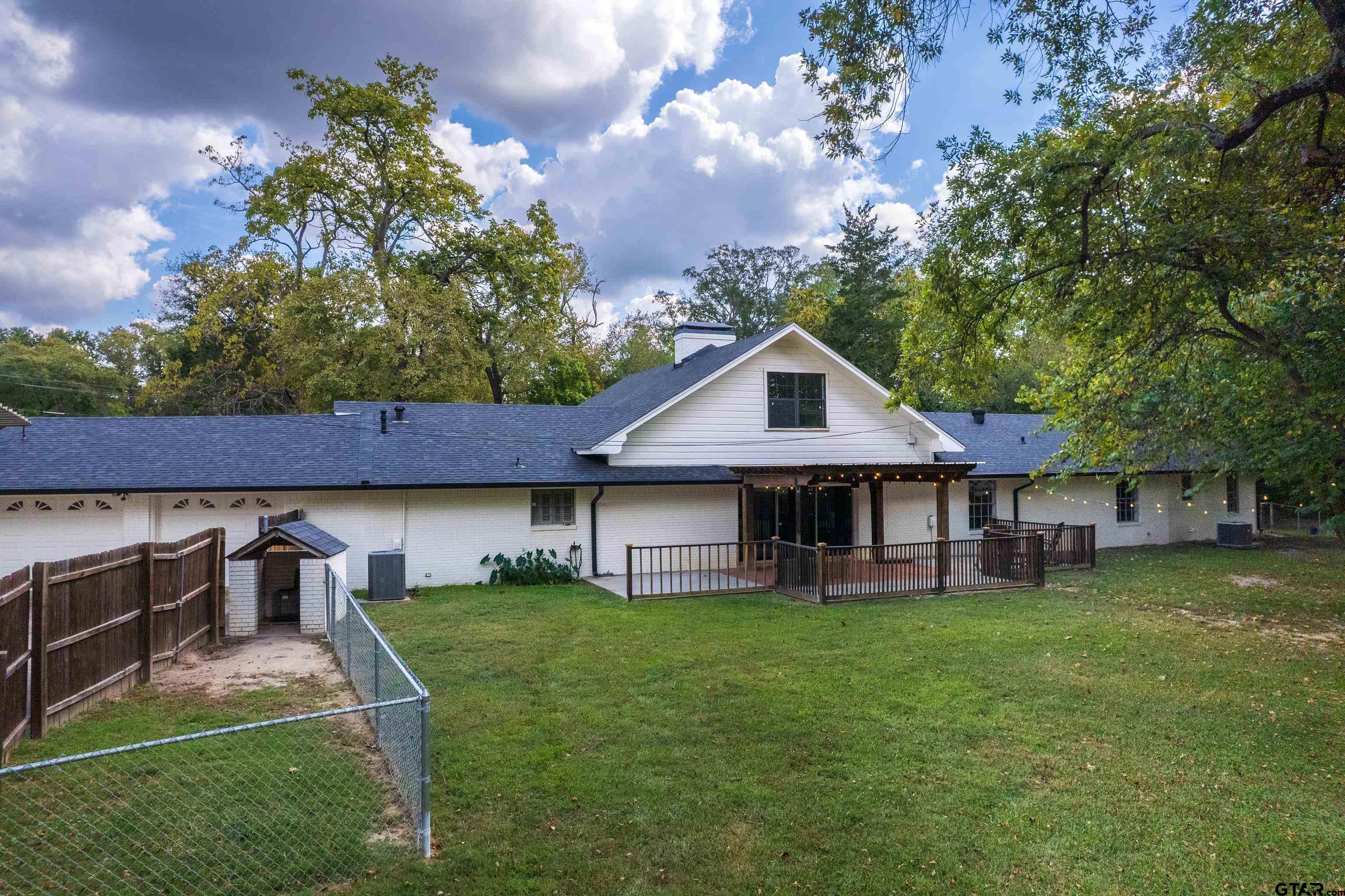1010 S Williams Ave.