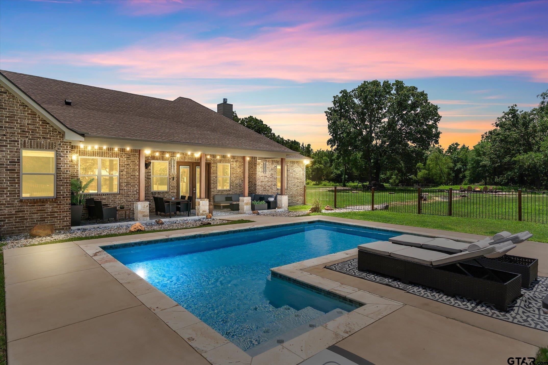 185 VZ County Road 2103