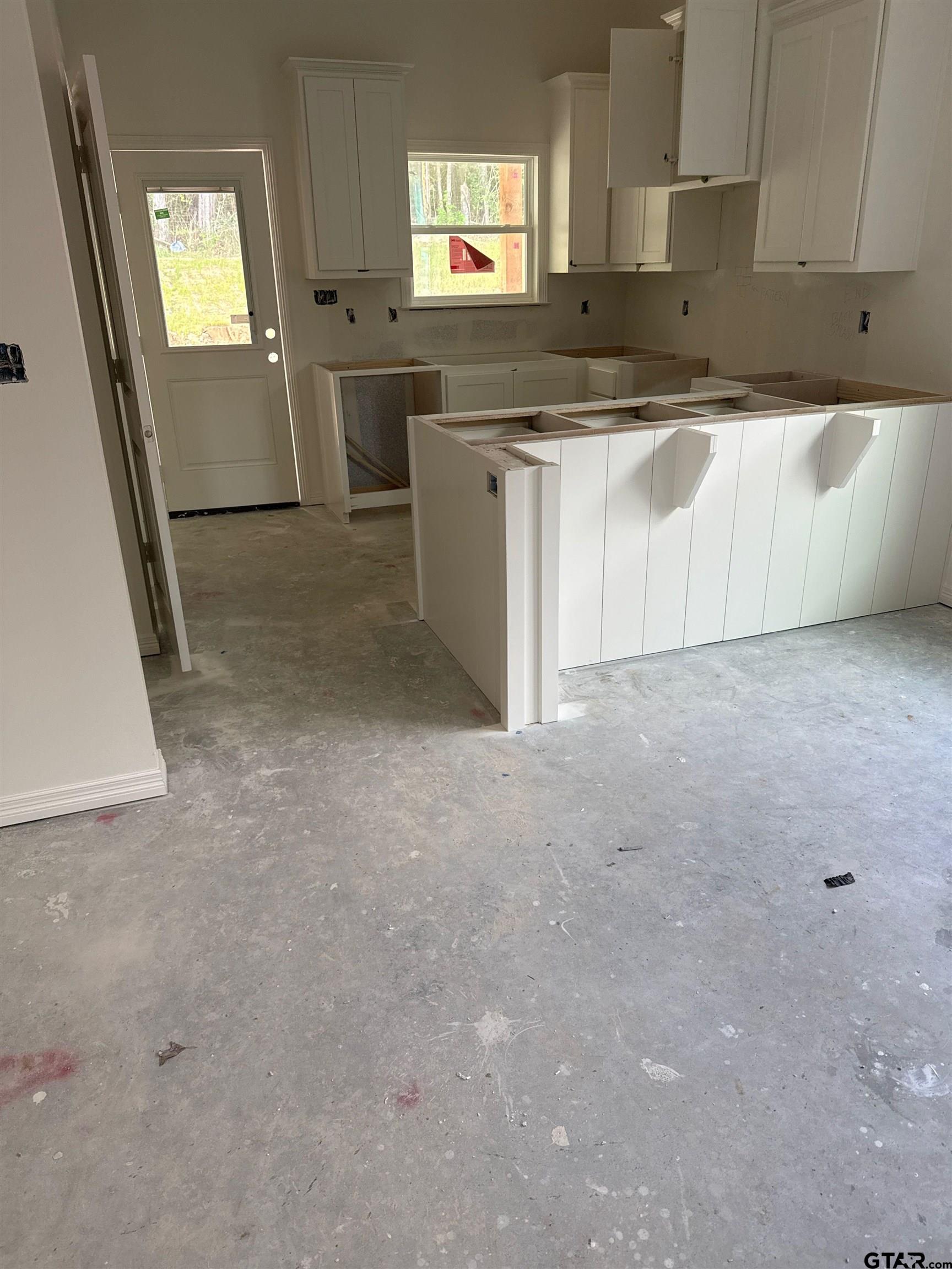 7911 Greenhill Drive