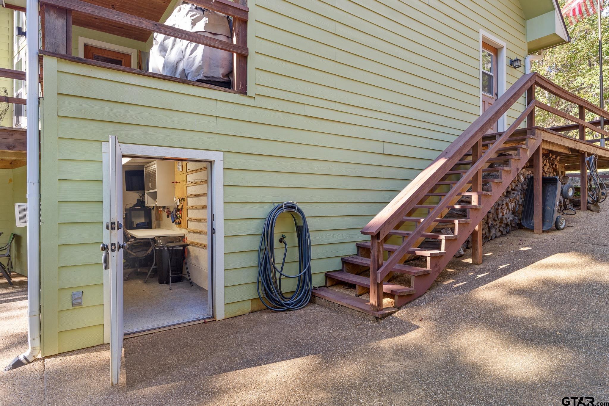 Frankston, Texas 75763, United States, 3 Bedrooms Bedrooms, ,3 BathroomsBathrooms,Residential,Pending,40009