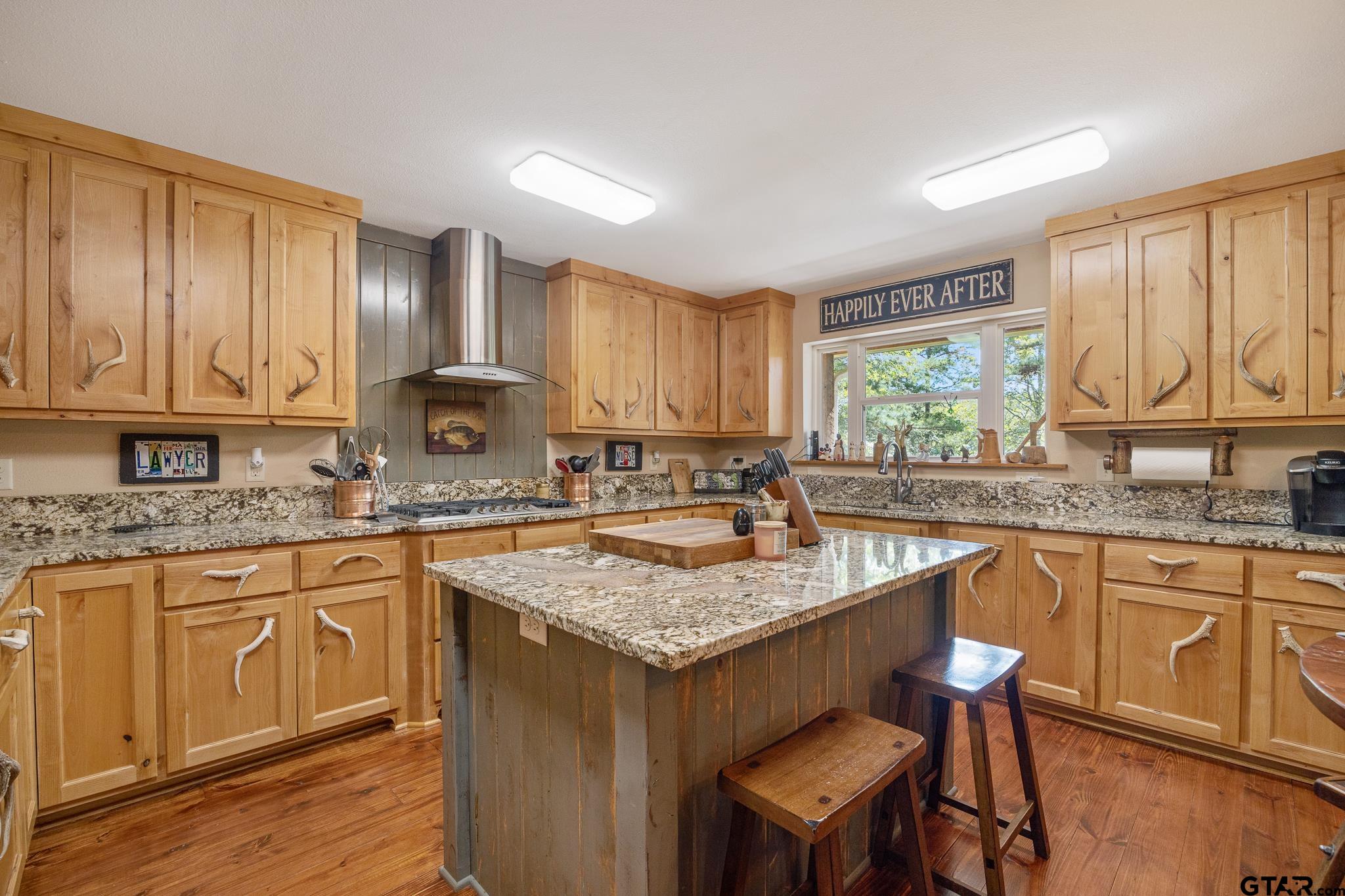 Frankston, Texas 75763, United States, 3 Bedrooms Bedrooms, ,3 BathroomsBathrooms,Residential,Pending,40009