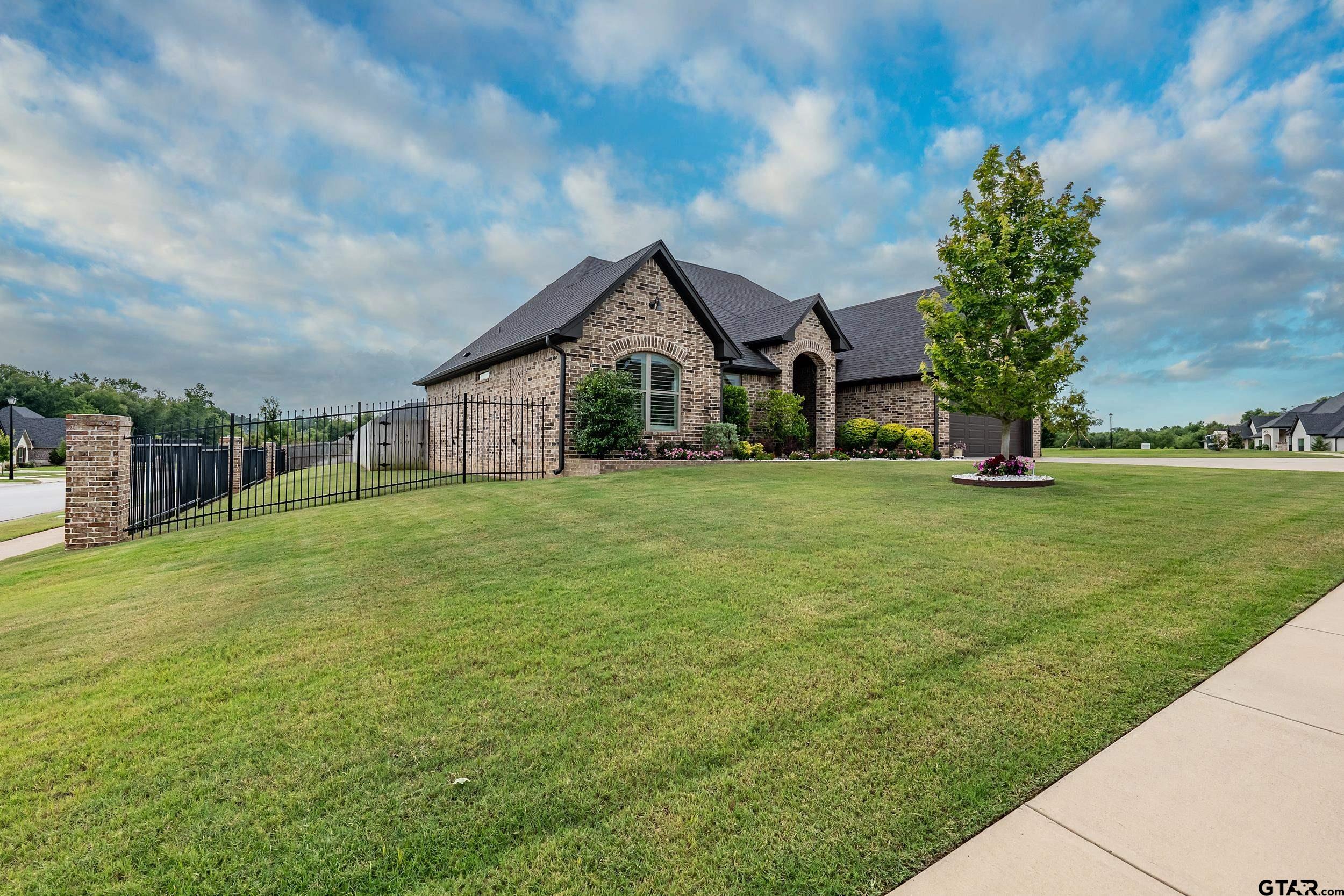 7306 Tule Creek Ln.