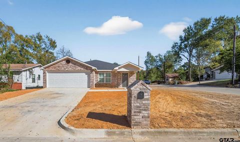 926 S Academy Ave Tyler TX 75701