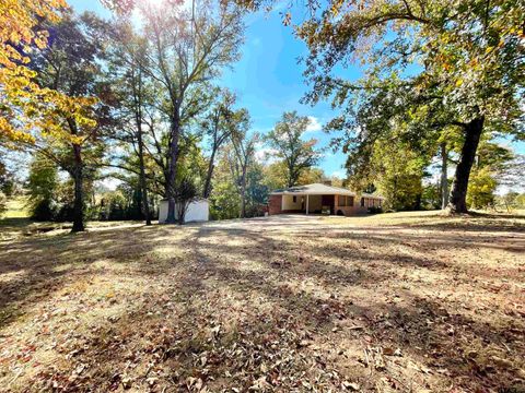 A home in Hughes Springs