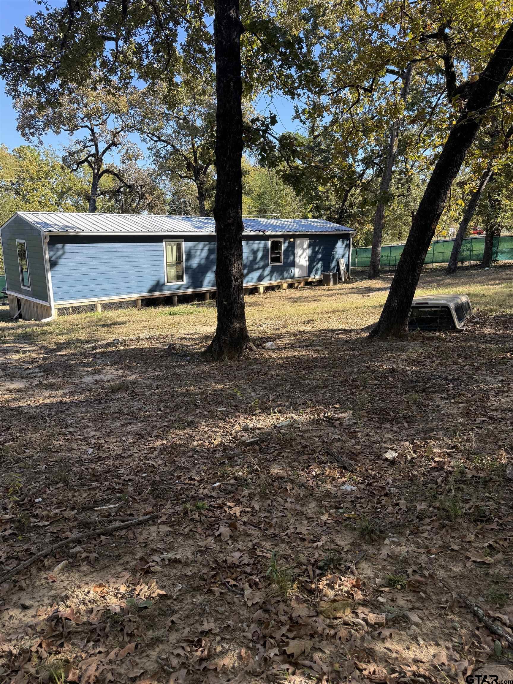 22666 Lakeway Harbor