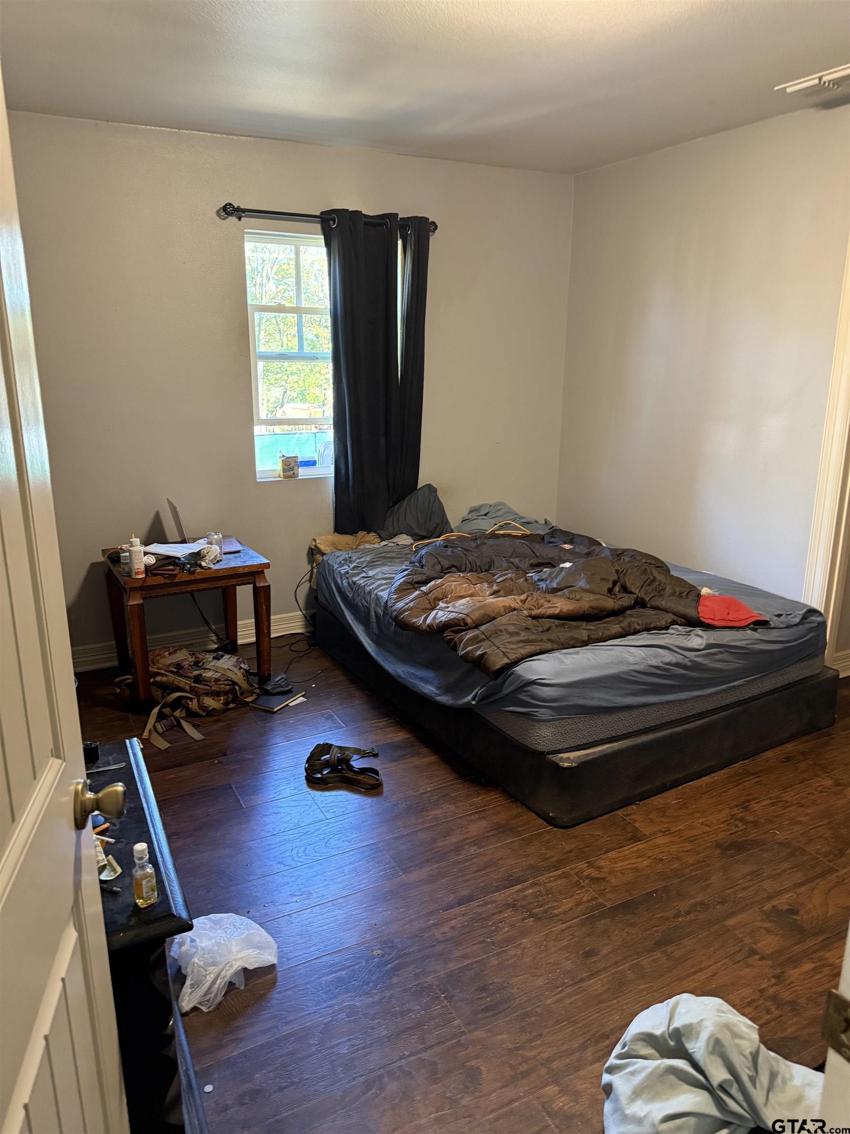 22666 Lakeway Harbor