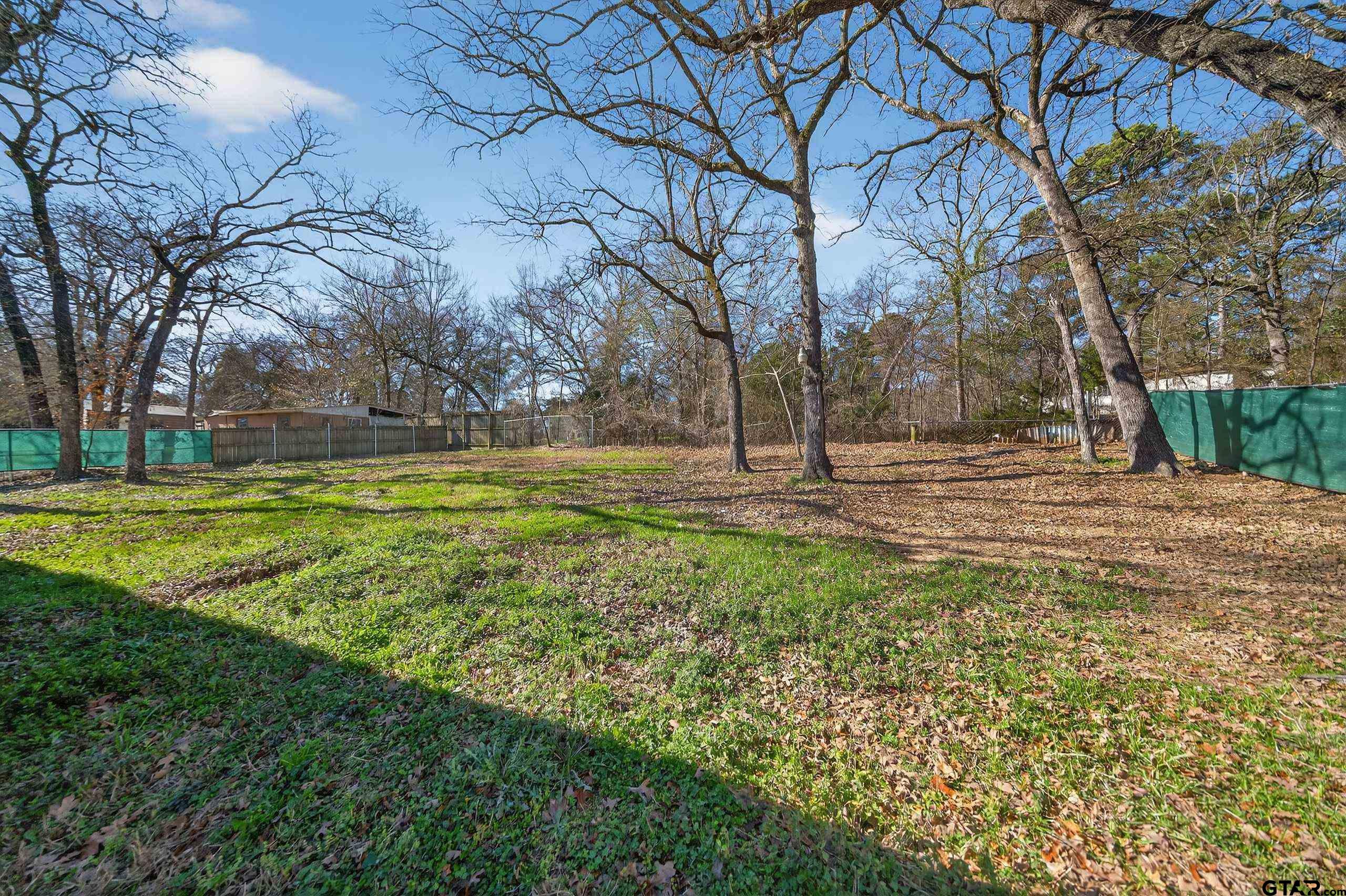 22666 Lakeway Harbor