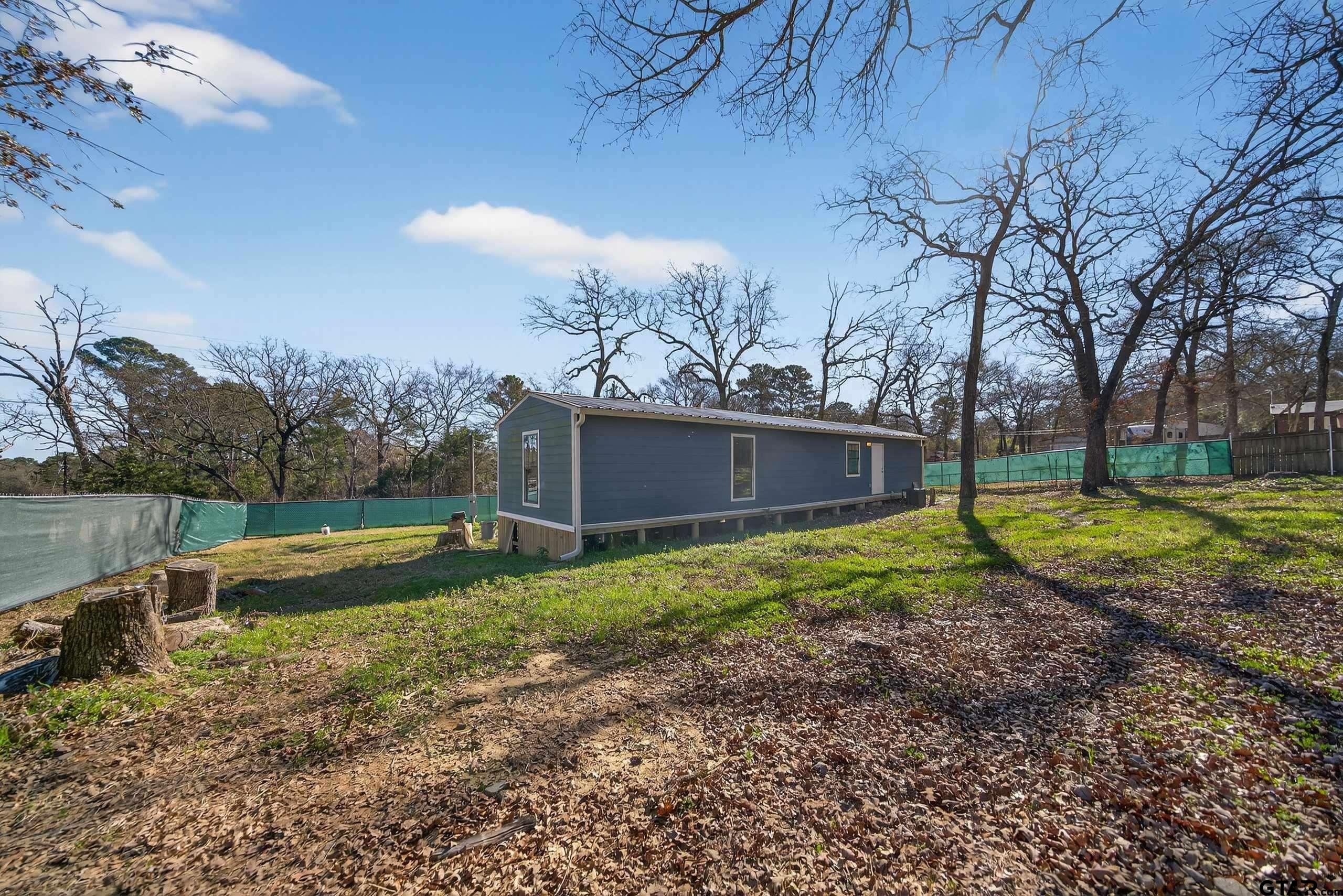 22666 Lakeway Harbor