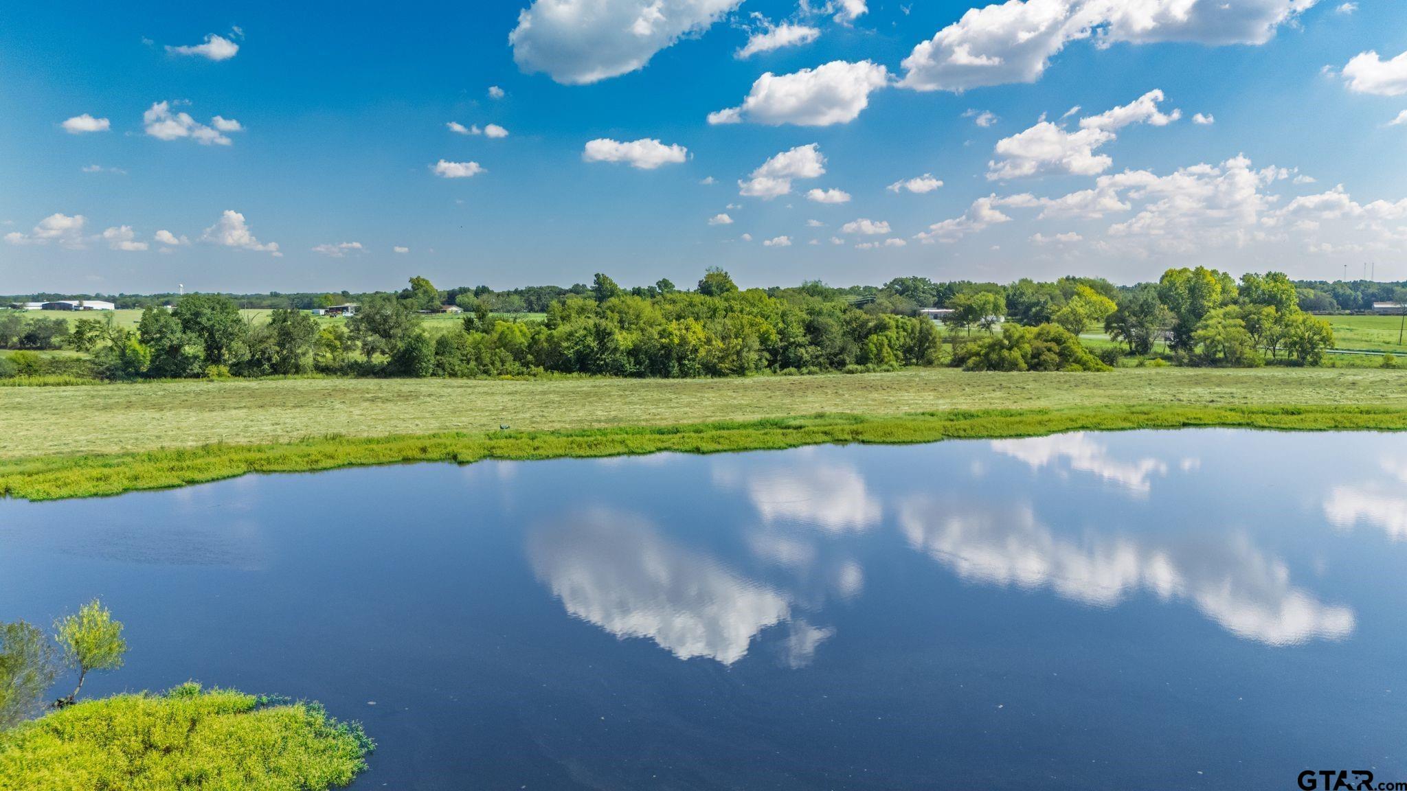 31 Acres Texas Highway 19