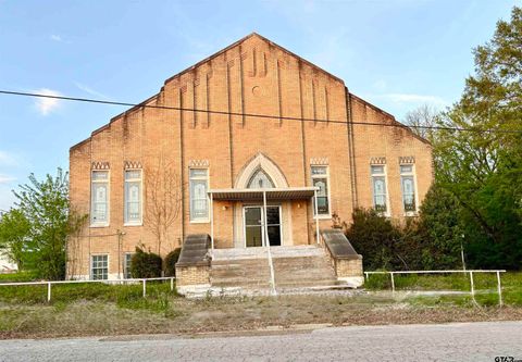 201 E QUITMAN Gladewater TX 75647