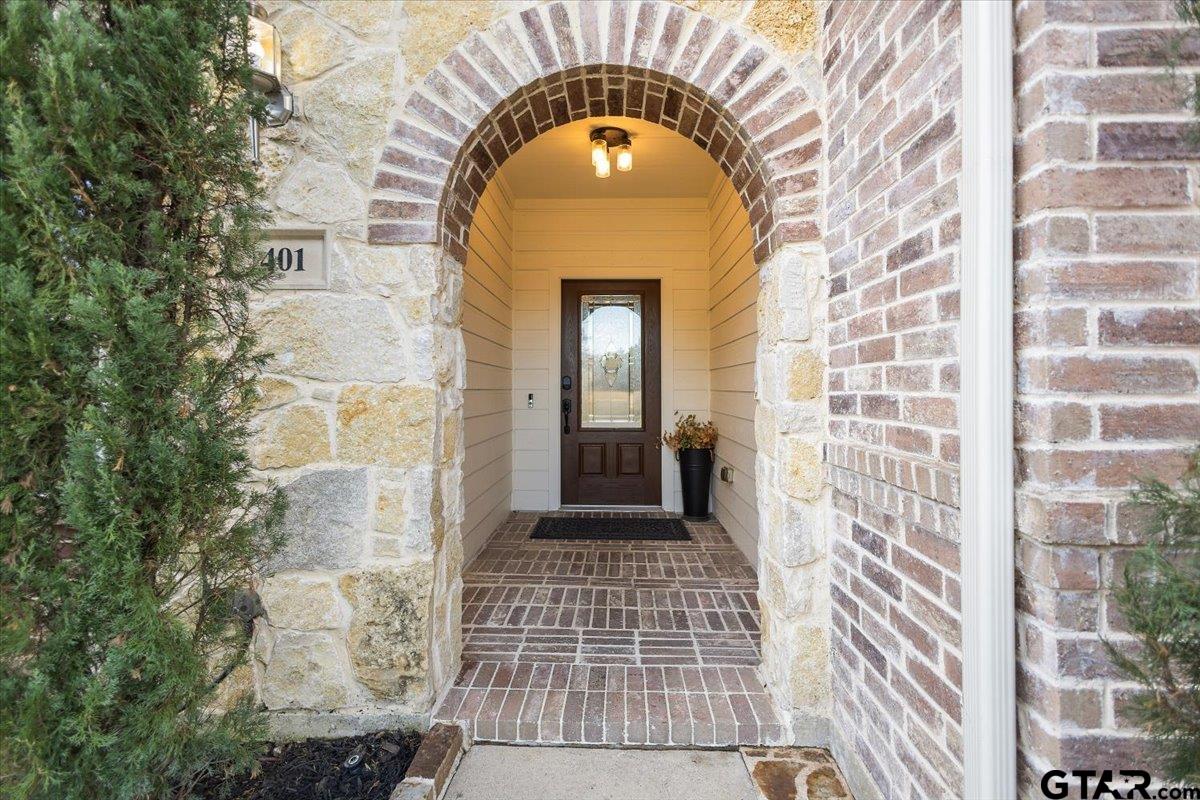 401 Boxwood