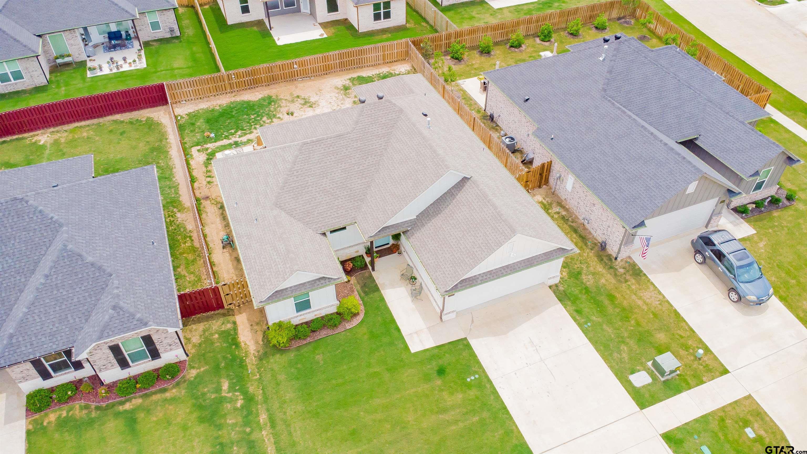 1702 Tres Drive