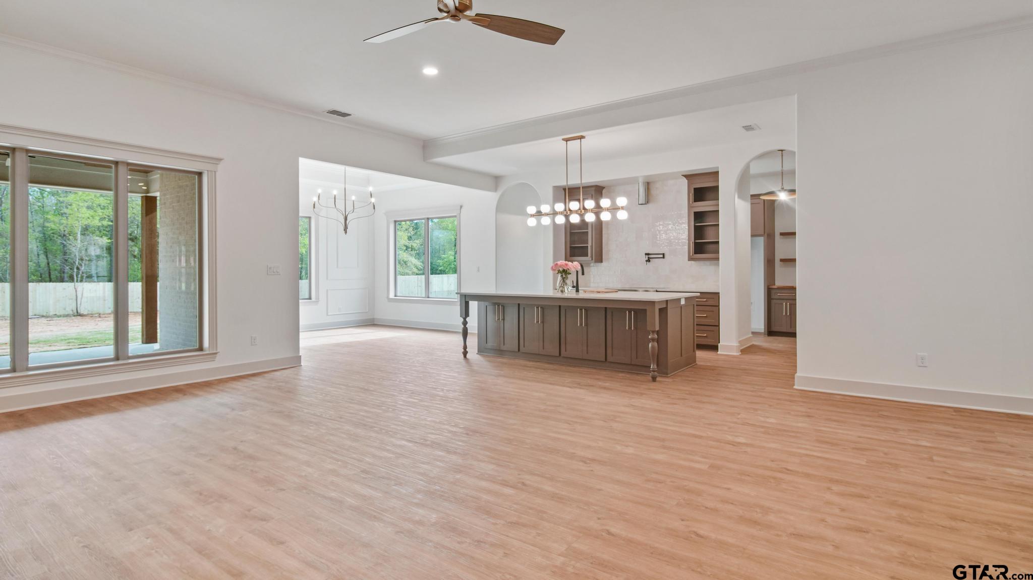 20964 Patriot Circle