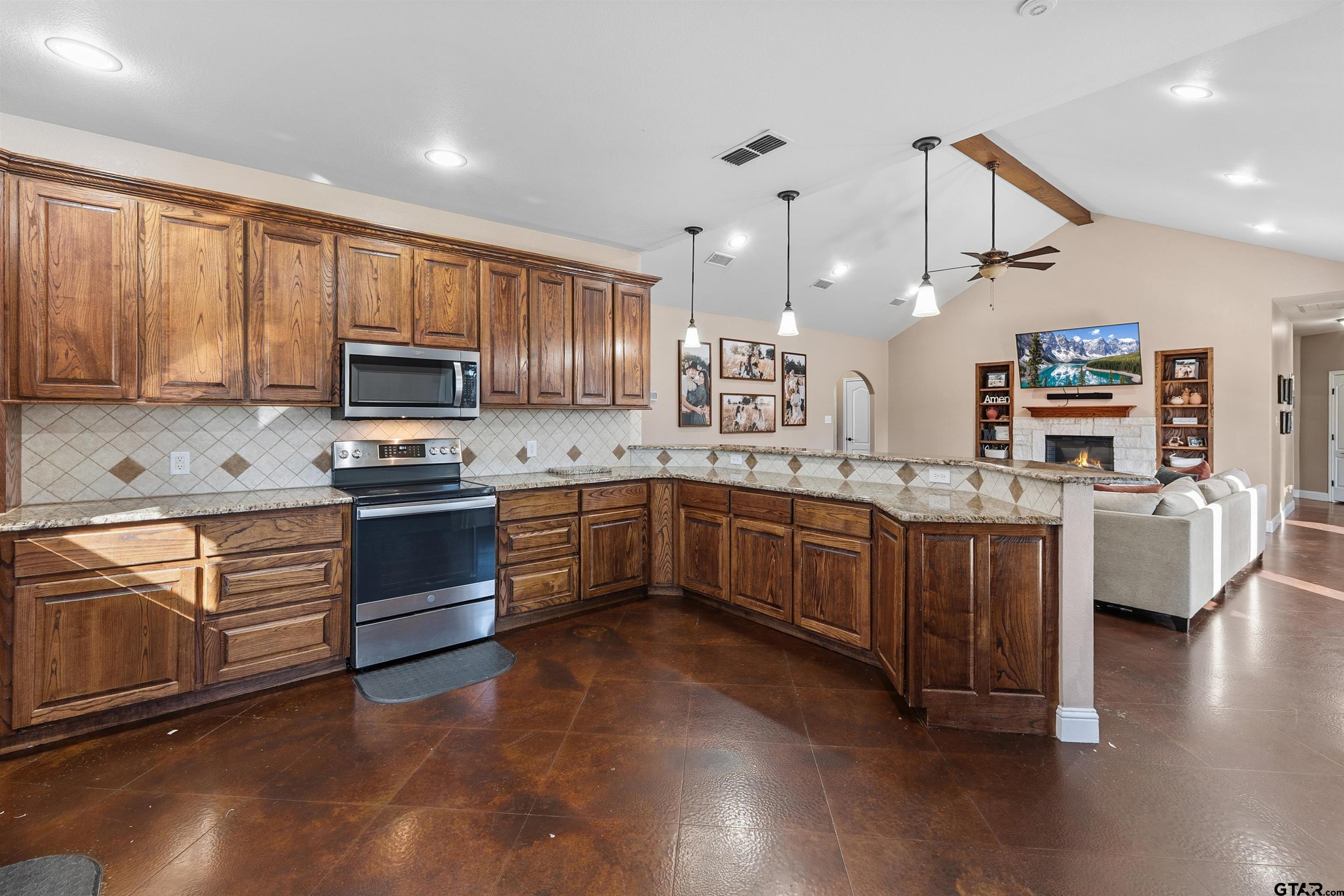 205 VZ County Road 4807