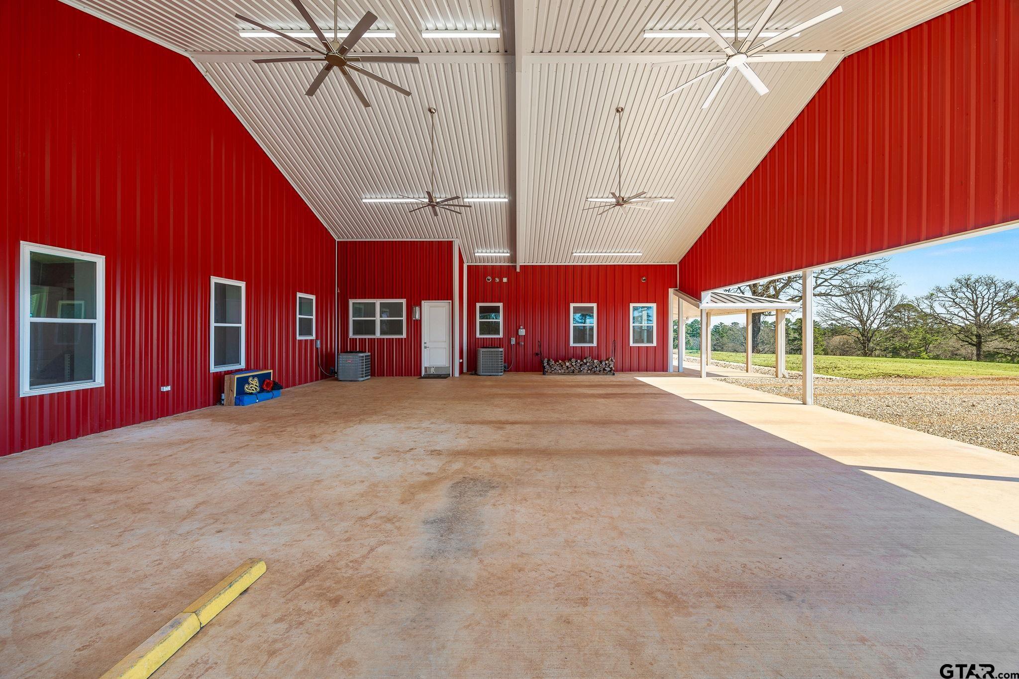 21482 W FM 16