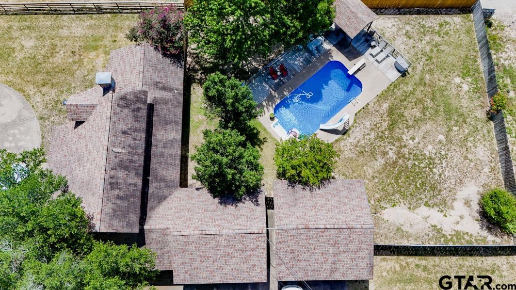 2382 Crystal Dr