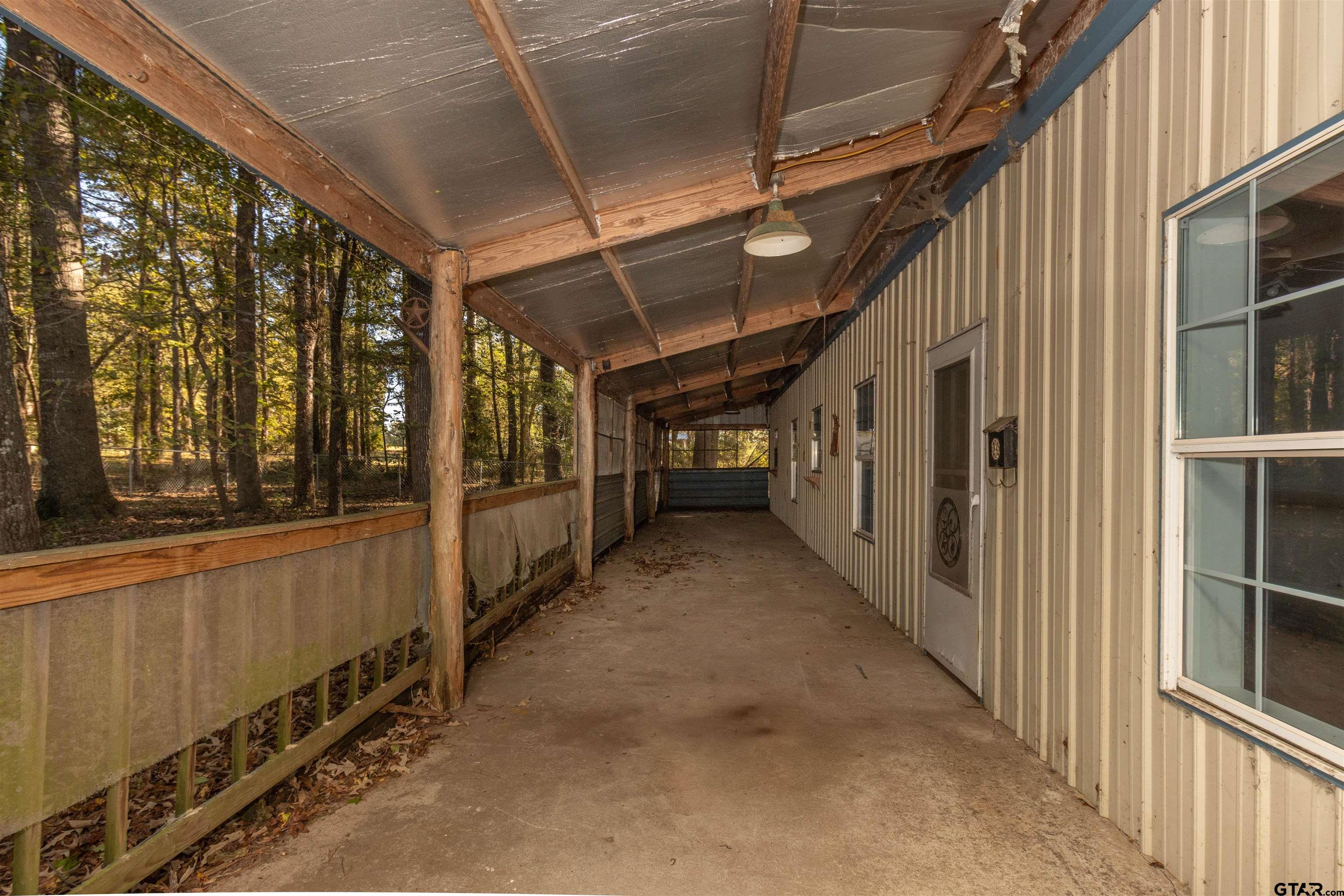 11686 State Hwy 135 N