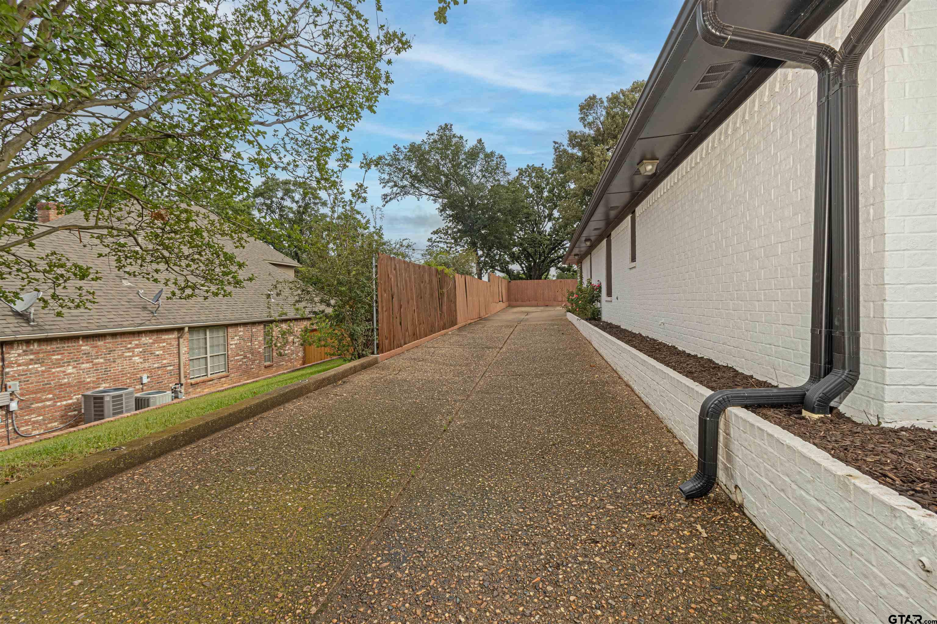 641 Timberwilde Dr.