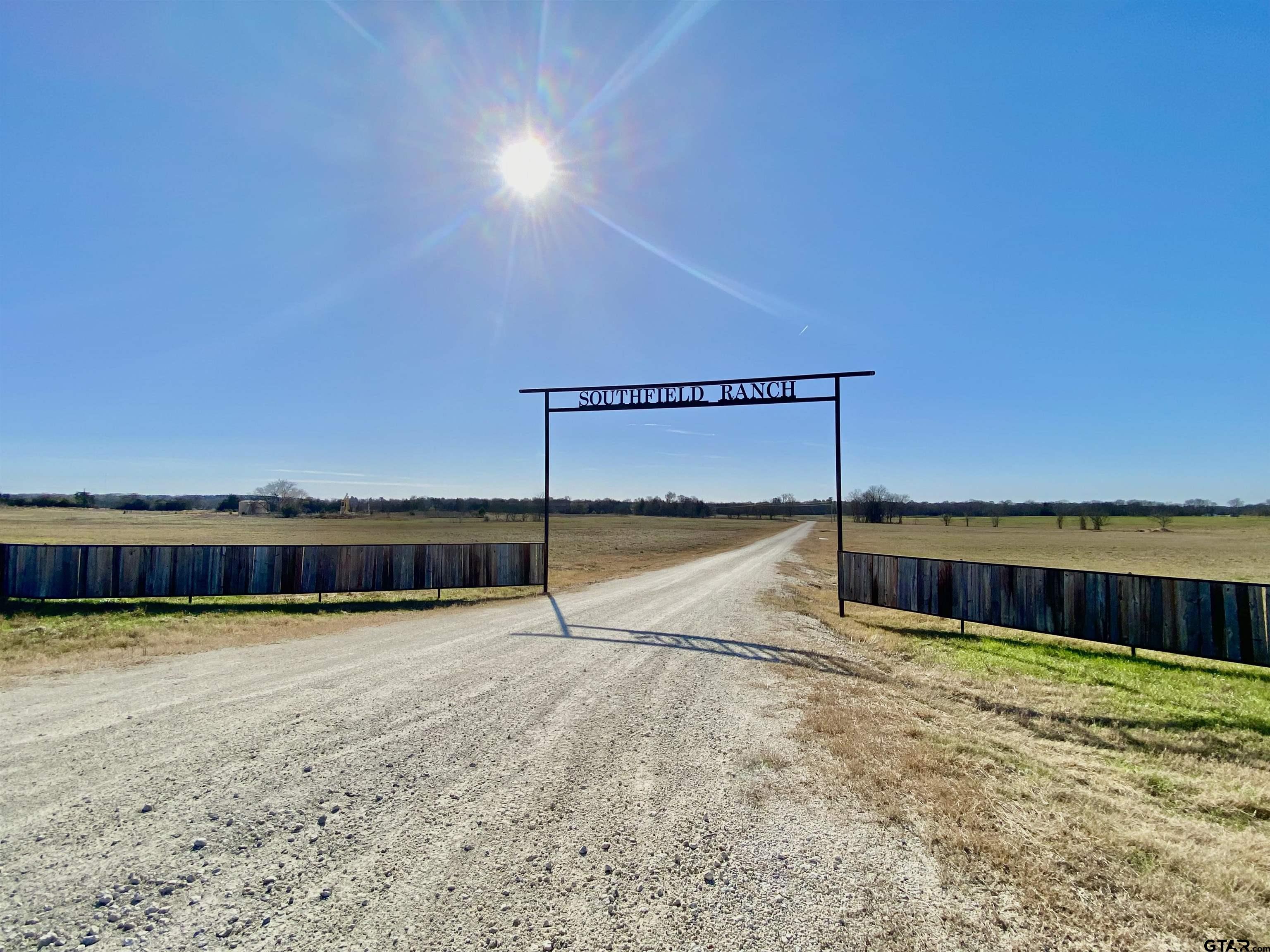 1475 Southfield Trail