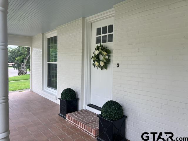 1212 Belmont Drive