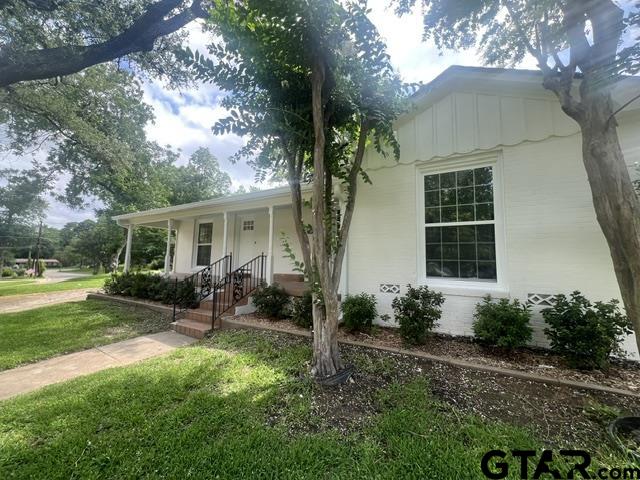 1212 Belmont Drive