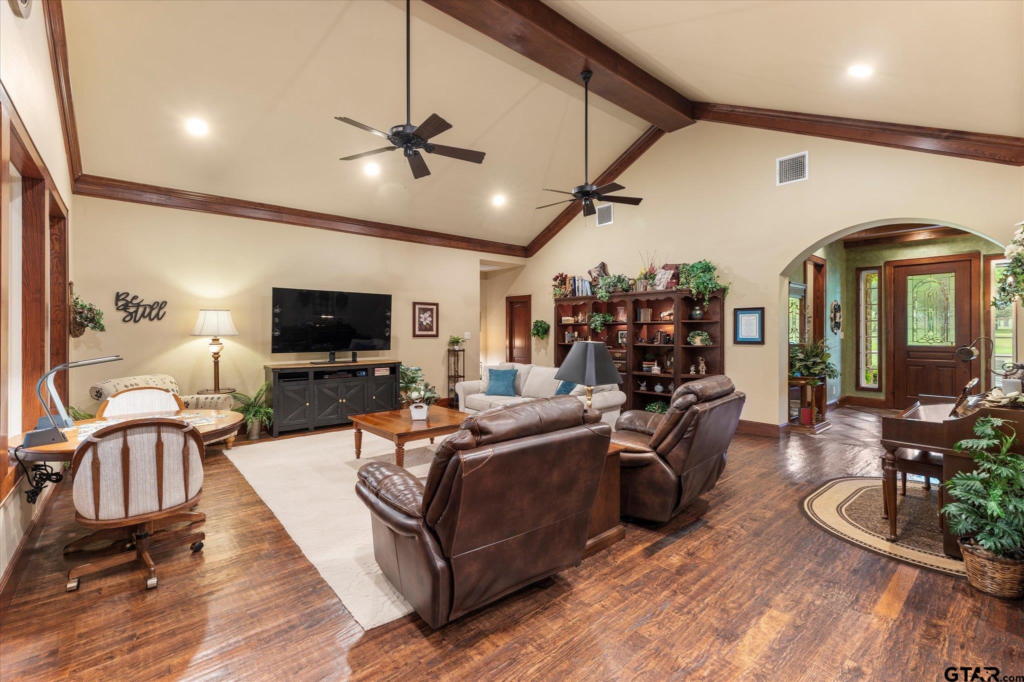 230 Private Road 5944